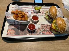 -The Habit Burger Grill 哈比特汉堡(复兴soho店)