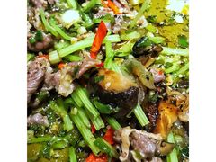 猫儿山的小黄牛-吃饭皇帝大(合生汇店)