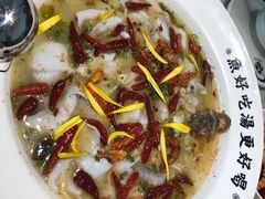 -江渔儿酸菜鱼·拔草餐厅(虎门君乐汇店)