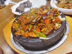-百年石锅饭(阿里郎美食街店)
