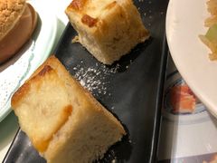 w马苏里拉焗酿南瓜吐司-新大咀港式茶餐厅(宝山万达店)