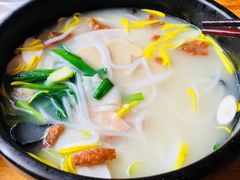 -桥香园过桥米线(国贸店)