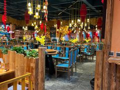 大堂-老滇山寨•云南特色菜•地方菜•民族风情歌舞表演(金碧店)