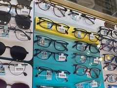 -明月眼镜(三坝店)