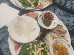 -桥香园云南过桥米线(金马碧鸡店)