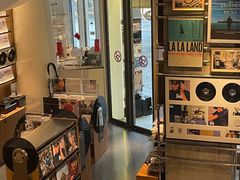 -黑胶星球(华发中城商都店)