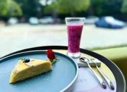 -颐媛佳月高端月子中心(滨江店)