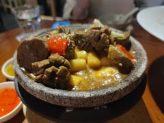 石锅手打牛肉丸-潮堂(环球金融中心店)