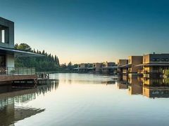 -上海怡沁园度假酒店