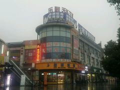 -乐翻天量贩式KTV(淞发路店)