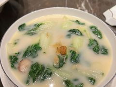 -海派悦庭·海胆烧麦·新融合菜(凯德广场店)