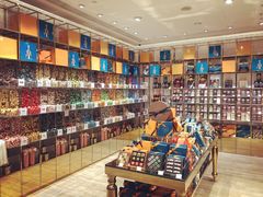 -VENCHI 闻绮(北京国贸商城店)