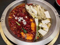 -沸炉重庆老火锅(军事博物馆店)