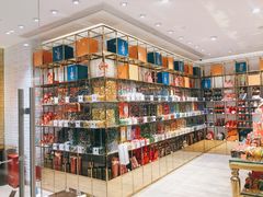 零售区-VENCHI 闻绮(北京国贸商城店)