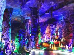 -泰安地下龙宫景区