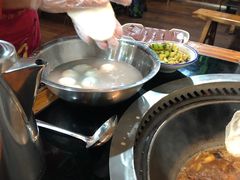 -三里屯土灶炖公鸡地锅鸡(江东店)