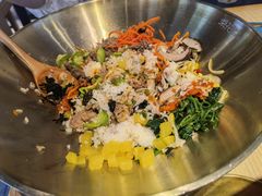 烤牛肉拌饭-梨花牛肉汤饭(仁恒伊势丹店)