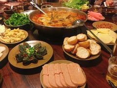 -野山舂·贵州现舂酸汤牛肉(东山店)