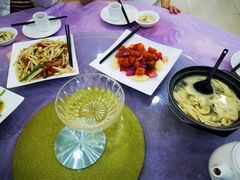 花生芽炒猪颈肉-金厨坊(钻石城店)
