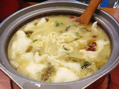 -周鱼小馆石锅酸菜鱼(活力汇店)