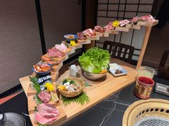 -山川小町·极番烧肉(新地假日广场店)