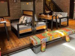 -苹果树下艺术餐厅(宋庄店)