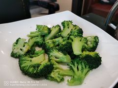 -高第街56号港式餐厅·精选(世茂广场宽厚里大明湖店)