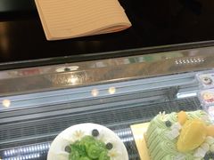 -花花卷卷·鲜食蛋糕(静安久光百货店)