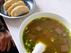 -黄阿姨锅贴大王(万航渡路店)