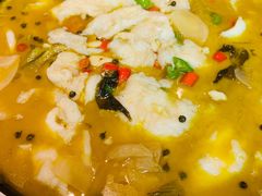 -有红鸡毛店·川菜(建设路店)