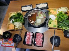 -呷哺呷哺 黄金牧场 (欢乐谷店)