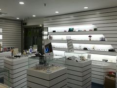 -优视力蔡司眼镜验配中心(越秀城市广场奥莱店)