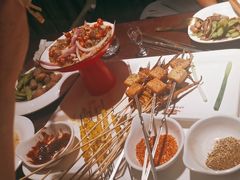 -三个大叔烤羊肉串·歌手驻唱·碳烤鲜肉(西三旗店)