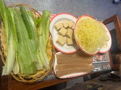 -仙座·重庆市井火锅(惠多港店)