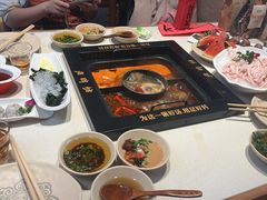 -老牌坊云南鱼豆花火锅(哈西万达店)