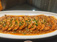 -山明水秀大饭店