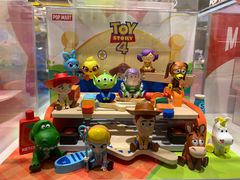 -泡泡玛特POPMART(上海环球港店)