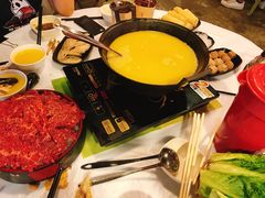 -鲜入围煮花胶鸡海鲜火锅