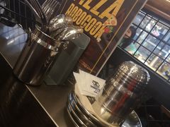 自助取餐区-机器人火炉披萨