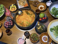 -贵厨酸汤牛肉(花果园国际中心店)