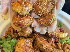 -肥肥虾庄·金牌油焖大虾(首义路店)