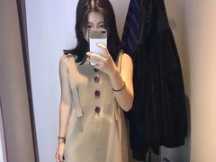 -URBAN REVIVO(欢乐海岸购物中心店)