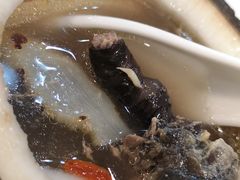 原只椰子玉竹炖竹丝鸡-勝記酒家·37年老字号·经典粤菜(荔枝公园店)