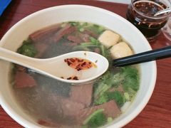 -佬钱湾仔(衣裳街店)