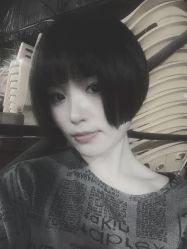 -苏豪路易士·嘉玛发廊
