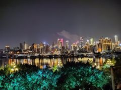-冰冰龙虾·江湖菜·花园江景餐厅