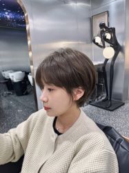 -Tloml salon