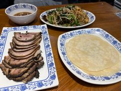 -老天桥酱肉烧饼夹肘子(天桥店)