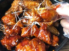 辣子鸡拼酱油鸡-MI WU FACTORY米屋美食工厂餐厅(绿地店)