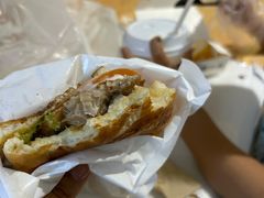 -必胜客(砂之船中东奥莱店)